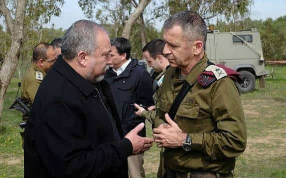 ליברמן הודיע: "אביב כוכבי יהיה הרמטכ"ל הבא של צה"ל". נתניהו לא הגיב