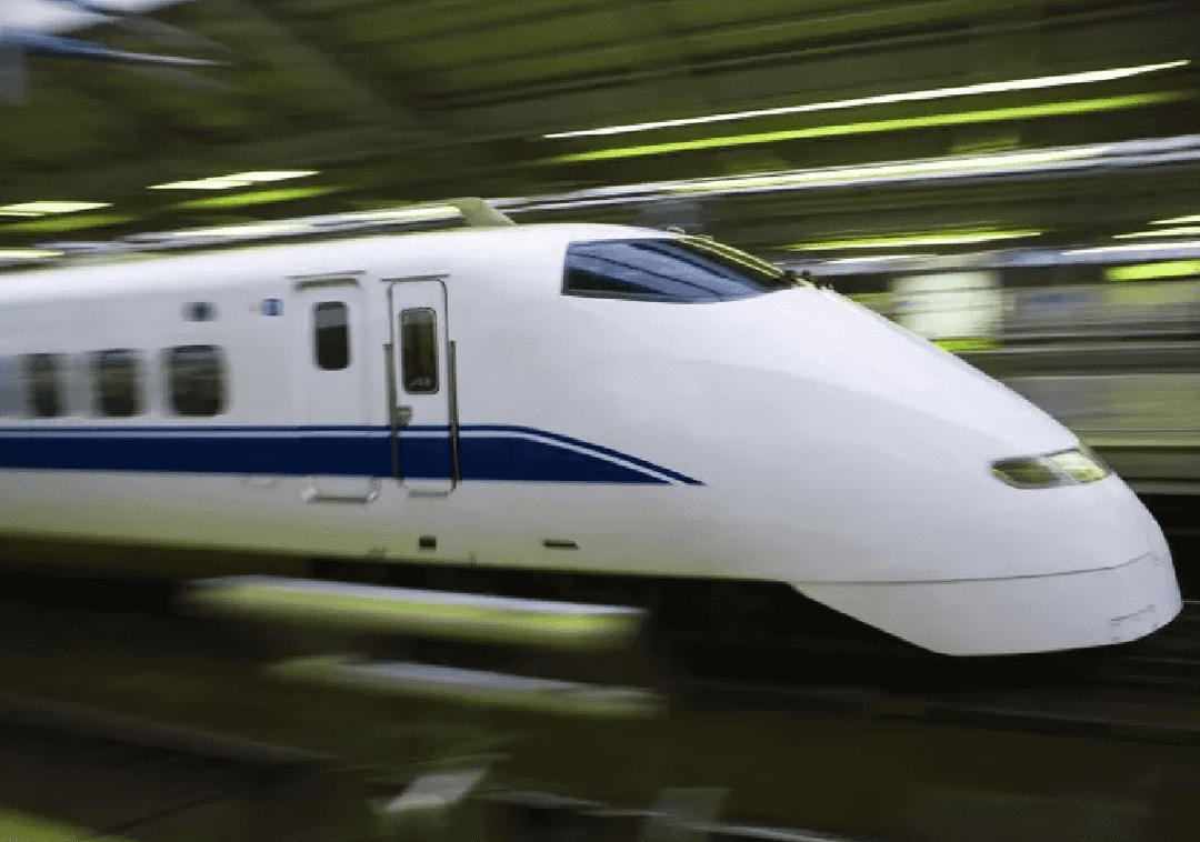 מכה לטקסס: ממשל טראמפ מבטל את מימון בניית הרכבת המהירה