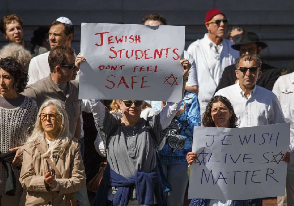 מחלוקת חריפה בקליפורניה: האם יבוטלו ההגנות שנקבעו לתלמידים יהודים?