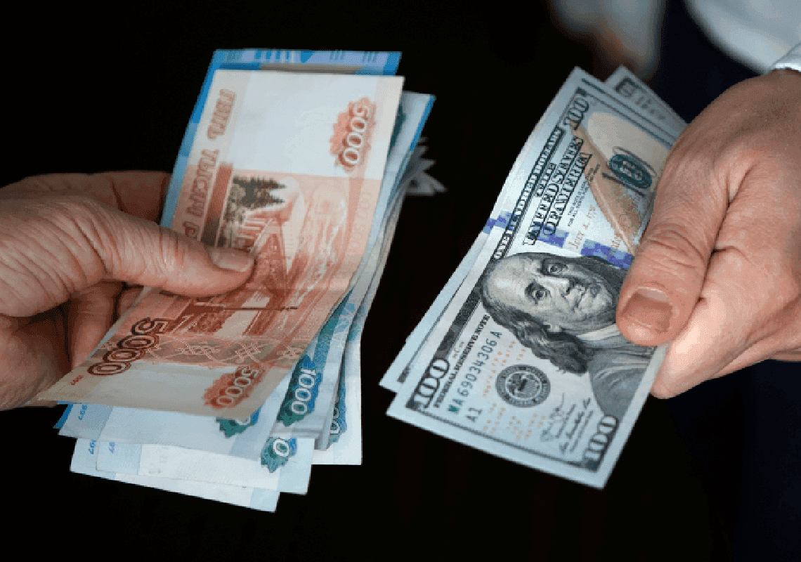 שני אמריקאים מואשמים במכירת נשק לרוסיה 