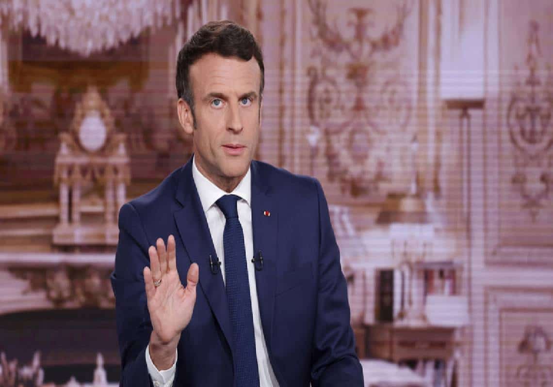 מקרון: "ראש ממשלת פולין הוא אנטישמי קיצוני"