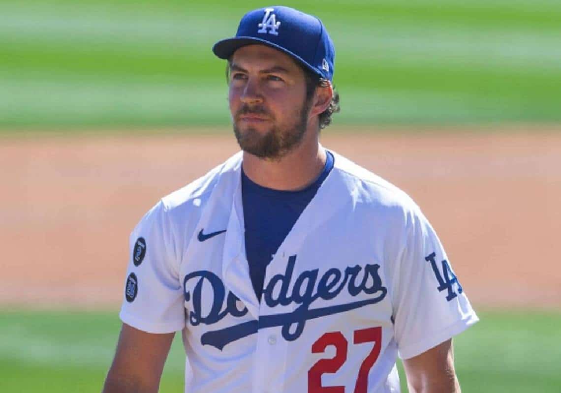 הכוכב של לוס אנג'לס בצרות: טרוור באואר השחקן היקר של הדוג'רס מואשם במין קשה בהסכמה שהפך למתקפה ברוטלית