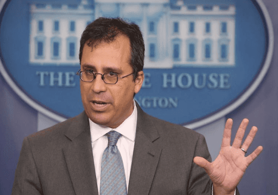 ממשל טראמפ: "נשלול אזרחות למי שרימה בתהליך"