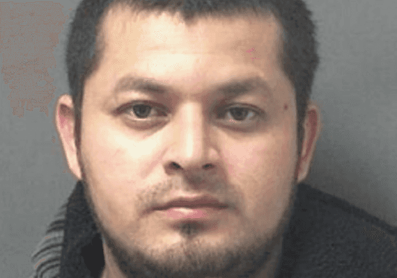 קליפורניה: מהגר לא חוקי חשוד שאנס בת 14 שהכיר בפייסבוק והכניס אותה להריון