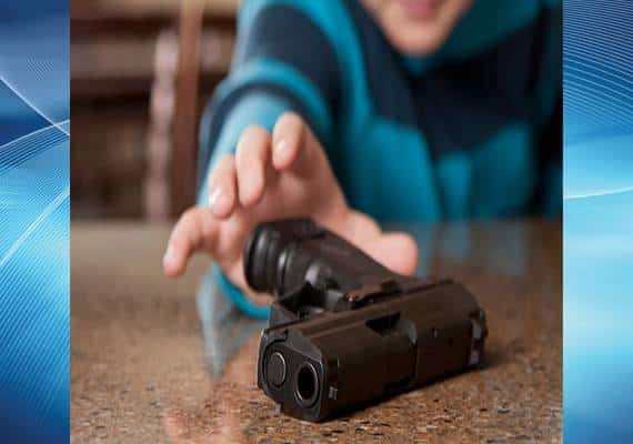 טרגדיה במיזורי: בן 3 שיחק באקדח וירה בעצמו