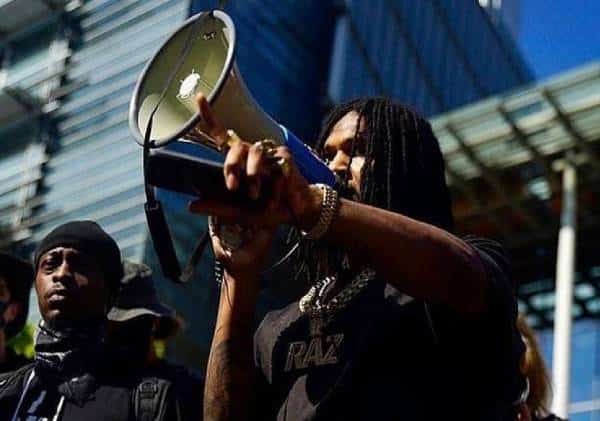 ב"אזור האוטונומי" בסיאטל תפסה את השלטון קבוצה חמושה ובראשה ראפר-שר מלחמה, הפשע גאה ב300%