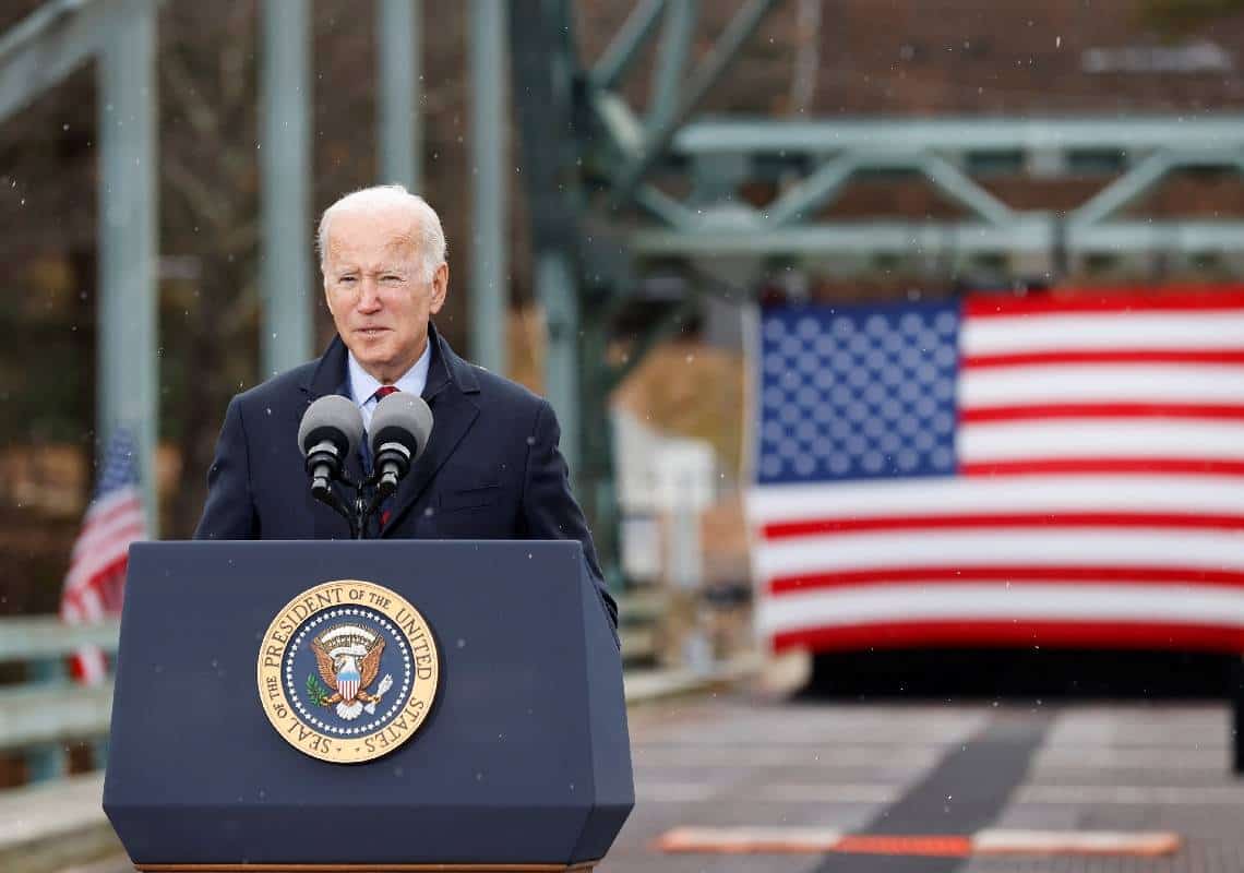 סיבה לדאגה בבית הלבן? שיעור התמיכה בנשיא ממשיך לצנוח