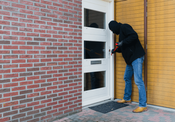 ג'ורג'יה: נערים נתפסו לאחר שפרצו לאותו הבית פעמיים באותו היום