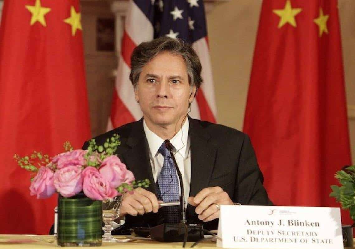 אמריקה מתרפסת באופן מביך בפני סין: בלינקן הודה "סין משתלטת על העולם אך איננו מנסים לבלום זאת"