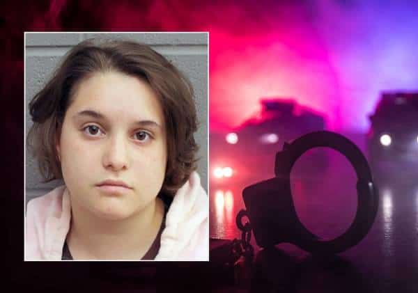 בייביסיטרית הצטלמה עם כלי נשק, אחיינה בן ה-10 נורה