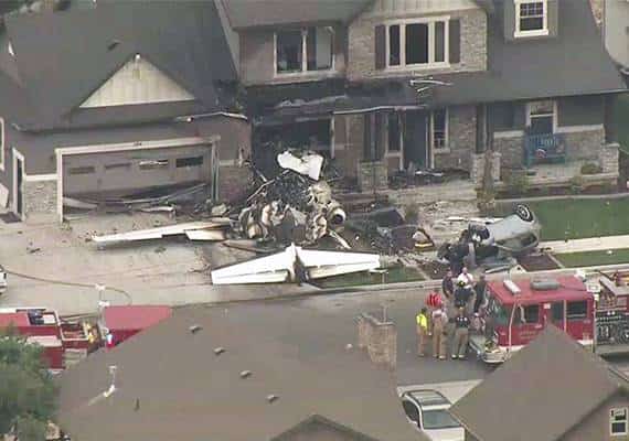 יוטה: תקף את אשתו ואז הטיס מטוס אל תוך הבית