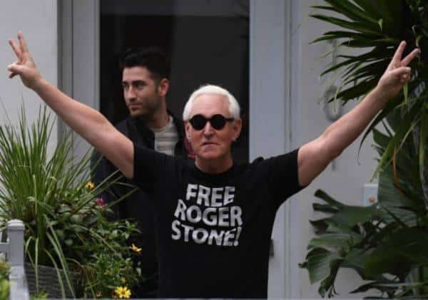 רוג'ר סטון מאשים: "הם סדיסטים, יהירים, ובעלי מוטיבציה פוליטית"