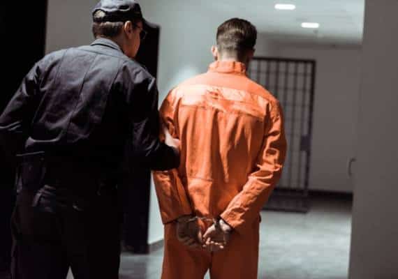 שיעור הכליאה בארצות הברית בשפל של עשרים שנה