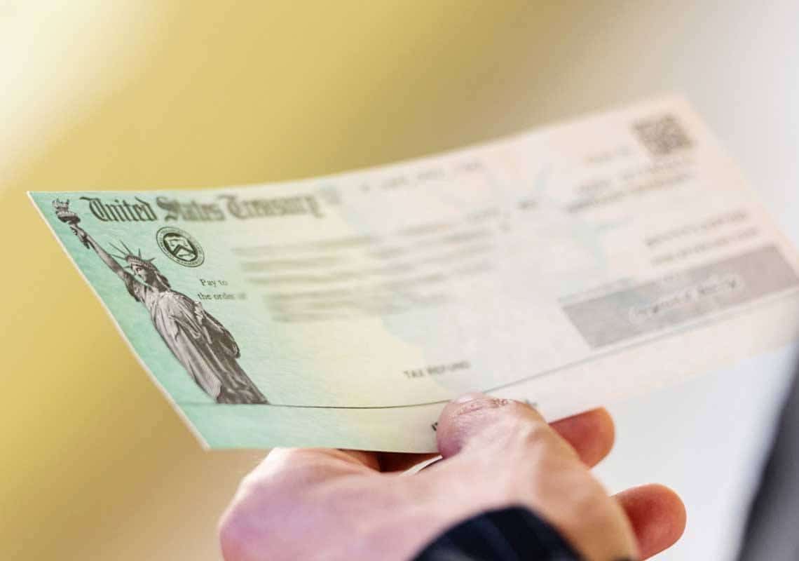 הקרב על הכסף: 1,400 דולר לתושב, עד $5,600 למשפחה בארה"ב; מתי זה מגיע? כל הפרטים