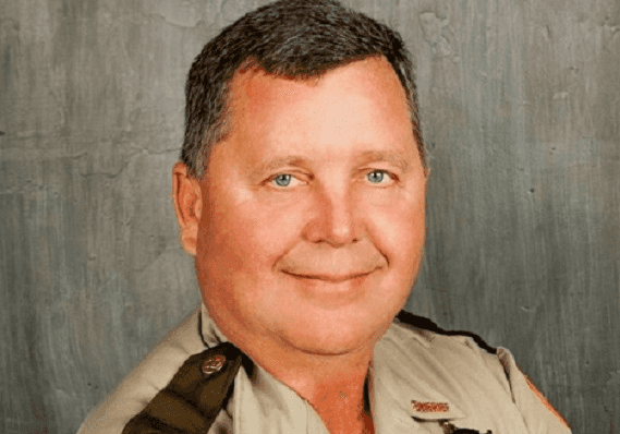 השריף שלקח כסף שנועד למזון אסירים מואשם באונס קטינות