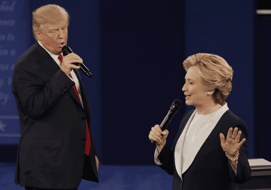 קלינטון על פרשת הריגול נגד טראמפ: "שערורייה מזויפת"