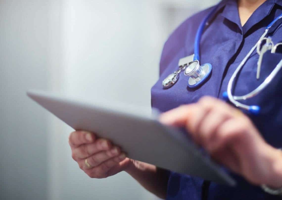 הקוקטייל שהציל את טראמפ מקורונה יופץ ברחבי בריטניה: "זוהי תרופה חדישה ומיוחדת"