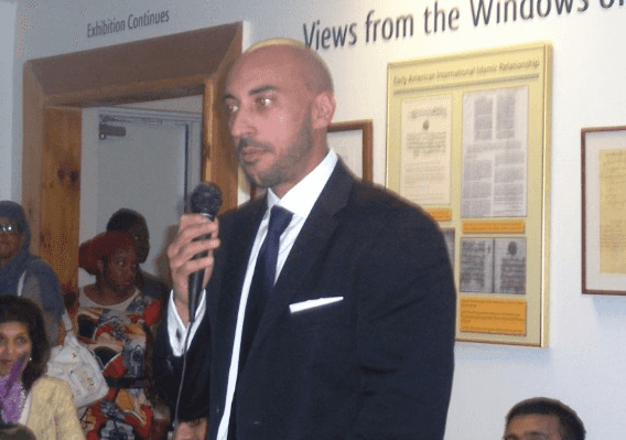 בכיר קטארי המואשם בשוחד נפגש עם צוות המעבר של טראמפ ב-2016