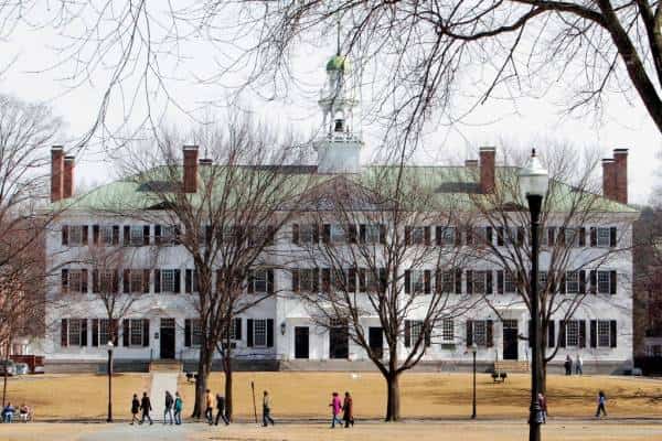 תביעת ענק נגד אוניברסיטת יוקרה בעקבות תלונות על עבירות מין מצד מרצים