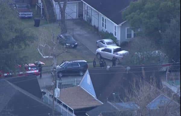 יוסטון: חמישה שוטרים נורו, שניים באופן אנוש