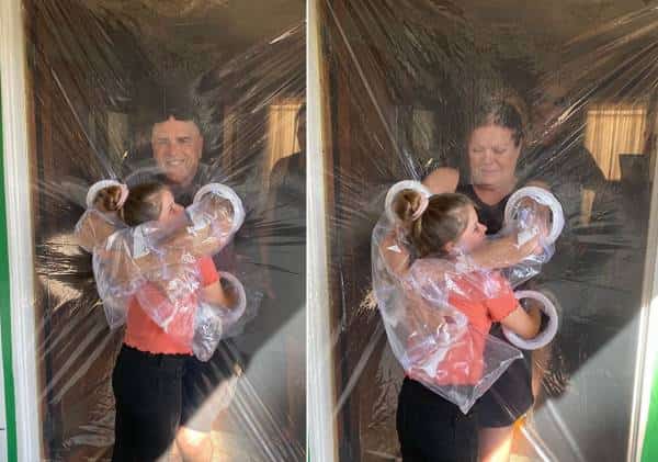 אסור לחבק את סבא וסבתא? בת 10 מצאה פתרון יצירתי במיוחד