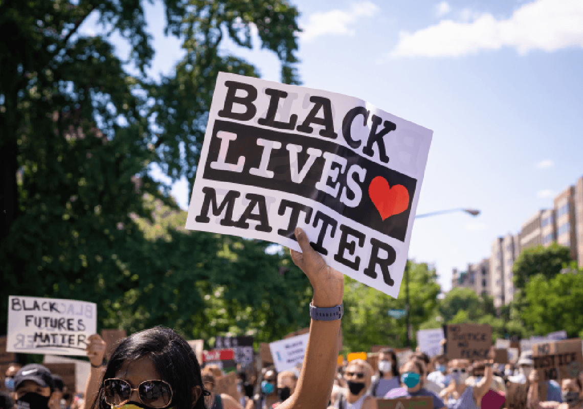 סקר: ירידה באחוזי התמיכה בתנועת BLM