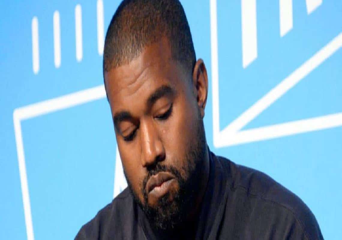 דיווח: עובדי אמזון ריגלו אחר קניה ווסט, וחיפשו רכישות של צעצועי מין של סלבריטאים