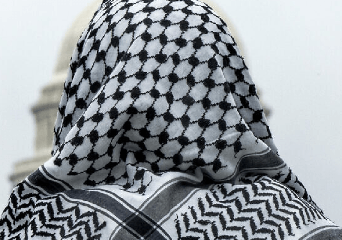 סטודנט צעק "תשוחרר פלסטין" בטקס הסיום – וגורש מהמדינה
