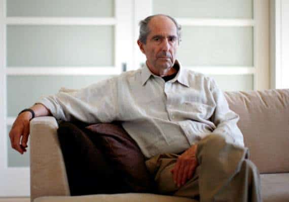 הסופר היהודי אמריקני עטור הפרסים פיליפ רות' הלך לעולמו