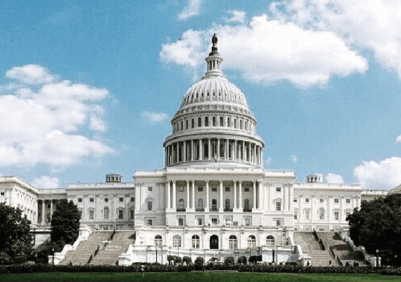 הרפובליקנים חוששים מהשבתה ערב הבחירות ומתאמצים להעביר תקציב פדרלי