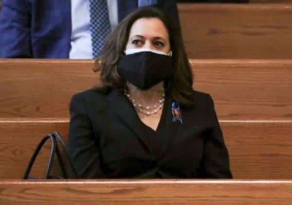 "כפרקליטת מדינת קליפורניה, האריס הגנה על כמרים שאנסו ילדים בעבור מיליוני דולרים מהכנסייה"