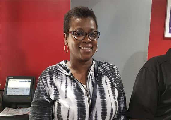 טקסס: השקיעה 18 דולר בהימורי סוסים, וסיימה את היום כמיליונרית