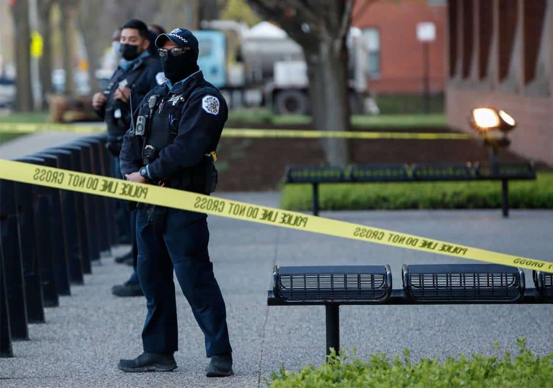 סוף שבוע קטלני נוסף בעיר הדמים בארה"ב: כ-50 קורבנות ירי ב-48 שעות