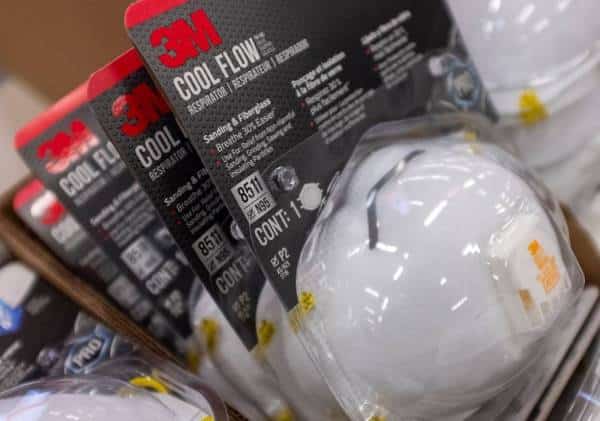  ה-FBI חשף הונאת ענק בקליפורניה: קרוב ל-40 מיליון מסכות שהובטחו לצוותי הרפואה מעולם לא הגיעו ליעדן