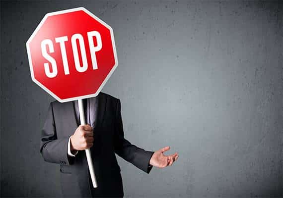 עדיף מאוחר מאשר לעולם לא: גניבת תמרור עצור מלפני 75 שנה הגיעה לסוף מפתיע