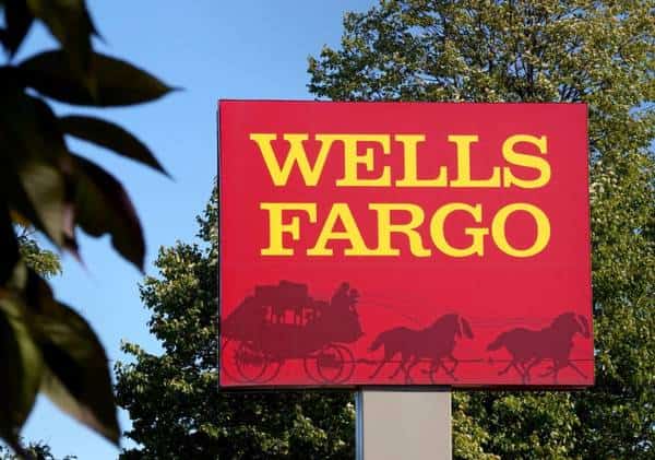 עוקץ באחד מהבנקים הגדולים בארה"ב: בעלי העסקים המתינו לקבלת דמי הסיוע לעצמאים - הפקידים גנבו את הכספים לכיסם