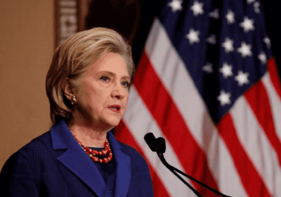 משרד המשפטים יפרסם היום את הדוח שבחן את טיפול ה-FBI בפרשת האימיילים של קלינטון