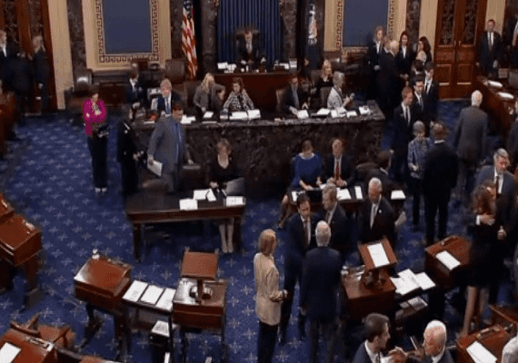 מינוי ברט קאבנאו לעליון אושר בסנאט; עשרות מפגינים נעצרו