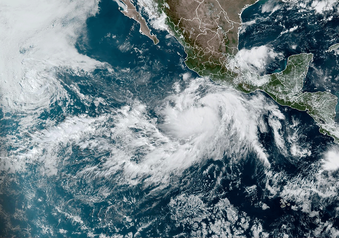 דרום קליפורניה בטווח הפגיעה: אפקט הוריקן הילרי צפוי להכות בסוף השבוע 