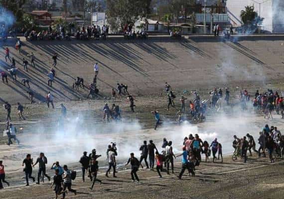 בעקבות אירועי הגבול: קליפורניה שוקלת לנקוט בצעדים משפטיים נגד הממשל הפדרלי
