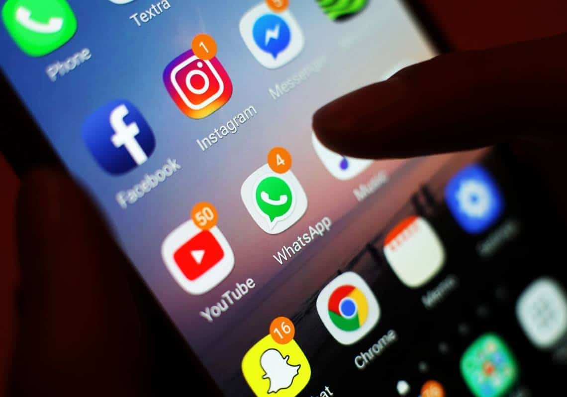 עשרות אלפי גולשים מדווחים על תקלת ענק בפייסבוק, וואטסאפ ואינסטגרם