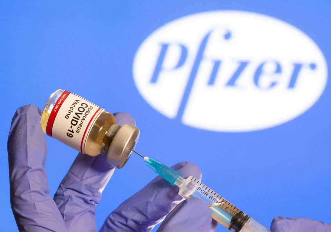 פייזר פנתה ל-FDA בבקשה לאשר מנת חיסון שלישית לבני 18 ומעלה