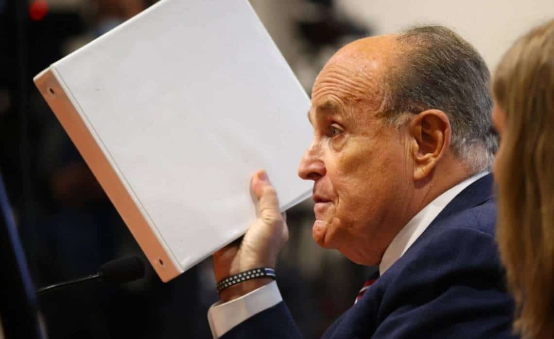 וושינגטון הבירה השעתה את יכולתו של ג'וליאני לעסוק בעריכת דין