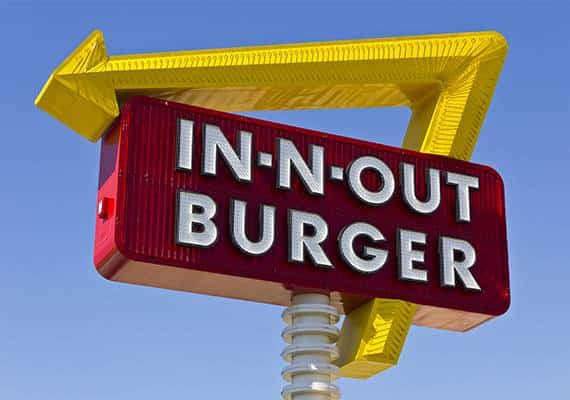 "הגם אתה, ברוטוס?" קריאות בקליפורניה לחרם דמוקרטי על רשת ההמבורגרים