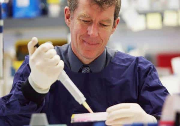 ממציא חיסון סרטן צוואר-הרחם: ייתכן ולעולם לא נמצא חיסון