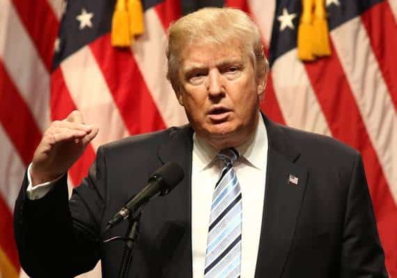 לאחר דוח מולר, טראמפ חוזר להשתלח בתקשורת: "אויבי העם"