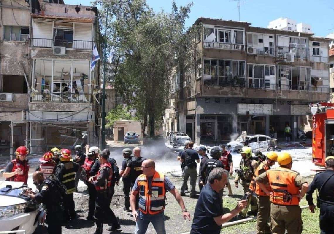 מדינה תחת אש: ירי מאסיבי לשרון ולתל אביב, הרוג מפגיעה ישירה ברמת-גן, צה"ל הפיל את בניין השידור של אל-ג'זירה