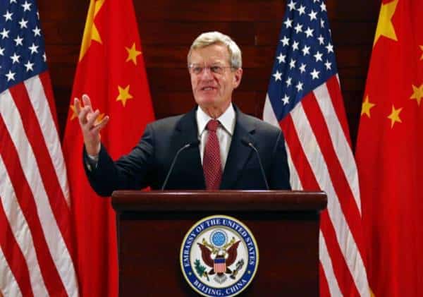 חסר תקדים: שגריר ארה"ב לשעבר בבייג'ינג השווה את טראמפ להיטלר בטלוויזיה הסינית