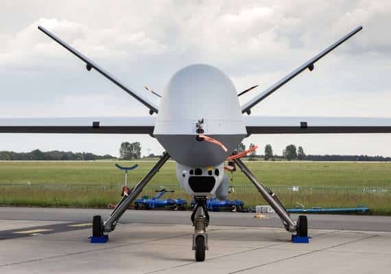 המתיחות במפרץ: איראן ניסתה ליירט כלי טיס אמריקני לאחר תקיפת המכליות