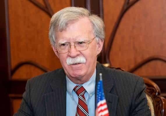 בולטון בדרך לירושלים כדי להרגיע מפני הנסיגה מסוריה: "וושינגטון תתמוך בתקיפות הישראליות"